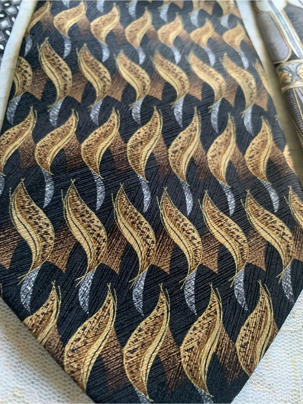 Lot of 4 Today's Man Neckties 100% Silk Multicolor Pattern Bundle Colorful Gray